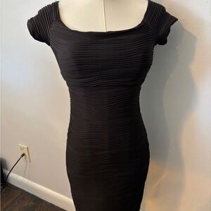 Brat Star Black Ruched Scoop Midi Dress